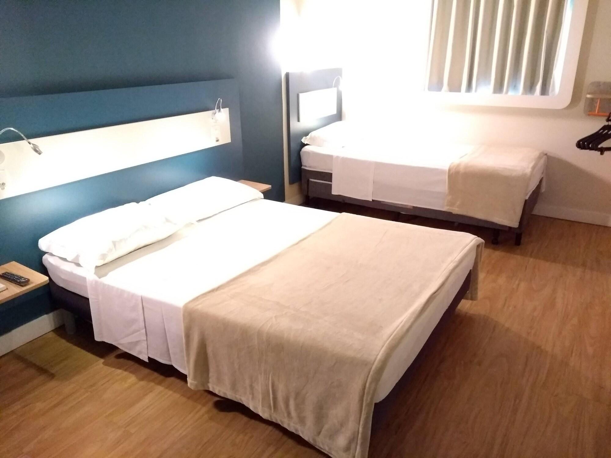 Ibis Budget Фос-ду-Игуасу Экстерьер фото